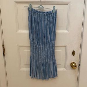 Skylar and Madison woman’s blue and white striped romper. Size Medium